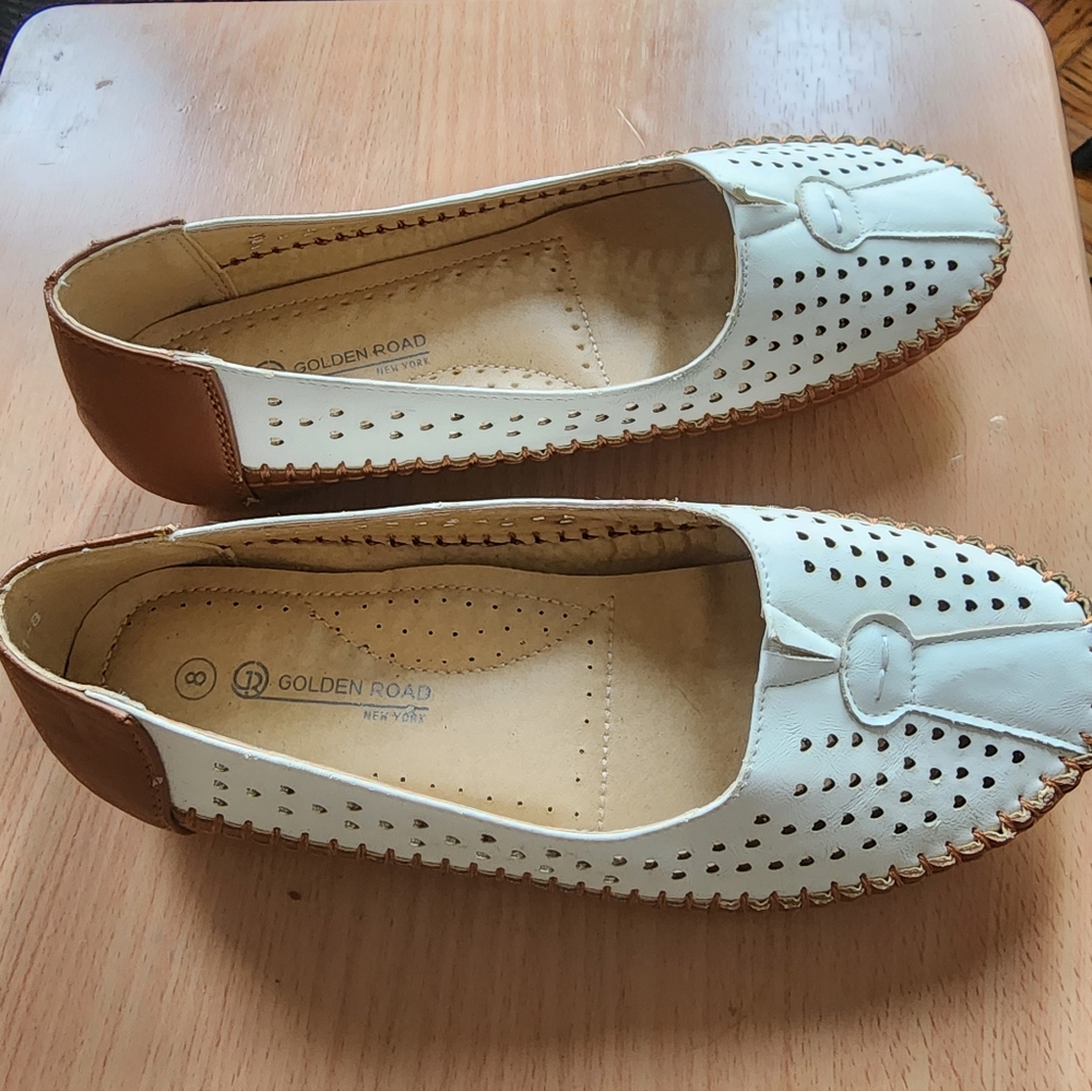 Women's Cream and Brown Loafers